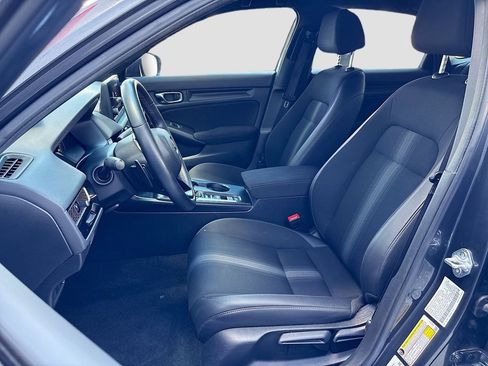 Used 2025 Honda Civic Sport image 18