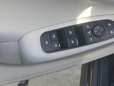 New 2027 INFINITI QX60 Luxe FWD image 27