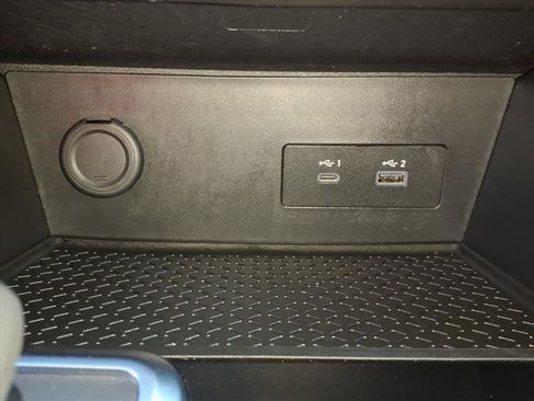 Used 2022 Nissan Pathfinder SV image 17