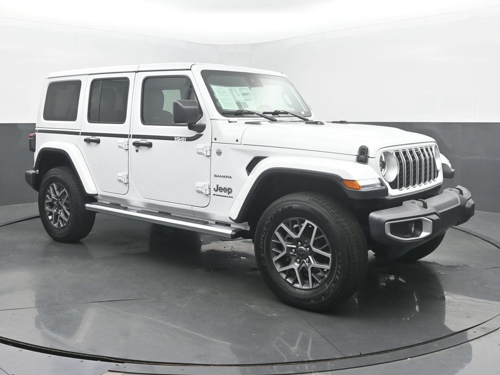 Used 2024 Jeep Wrangler Unlimited Sahara w/ Technology Group AWD/4WD image 8