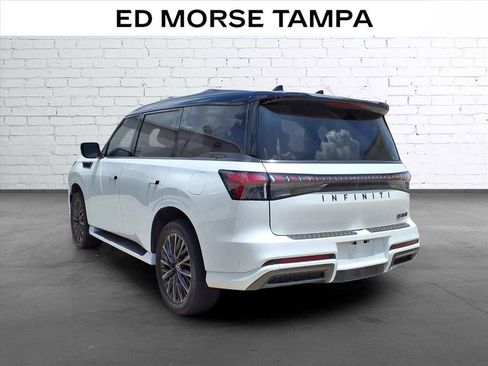 Used 2025 INFINITI QX80 Autograph w/ Autograph Exterior Package AWD/4WD image 3