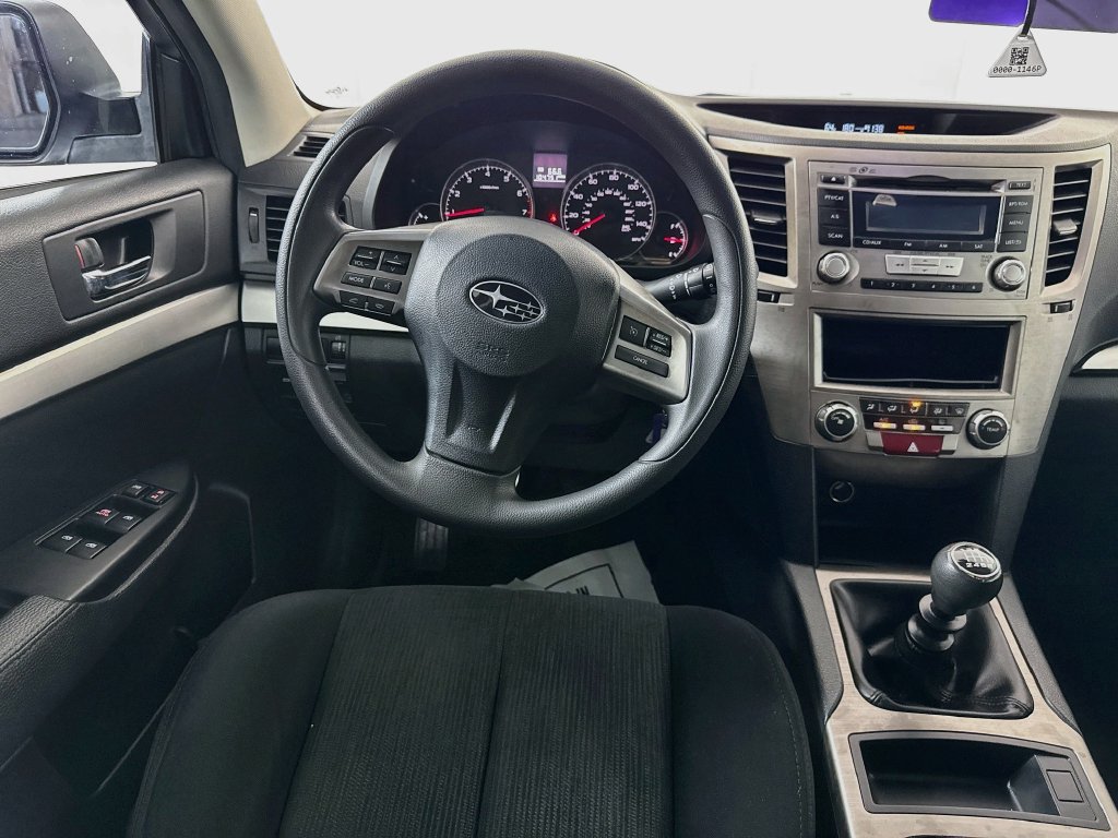 Used 2013 Subaru Outback 2.5i AWD/4WD image 24