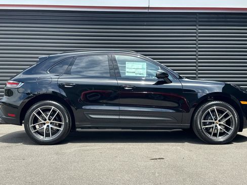 New 2026 Porsche Macan AWD/4WD image 9