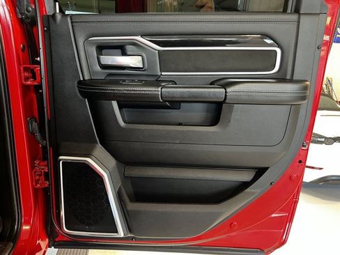 Used 2021 RAM 3500 Laramie w/ Night Edition image 23