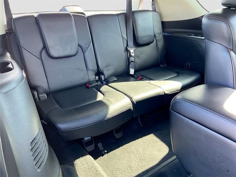 Used 2020 Nissan Armada SL w/ Premium Package image 25