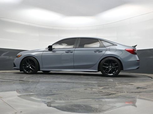 Used 2023 Honda Civic Sport image 28