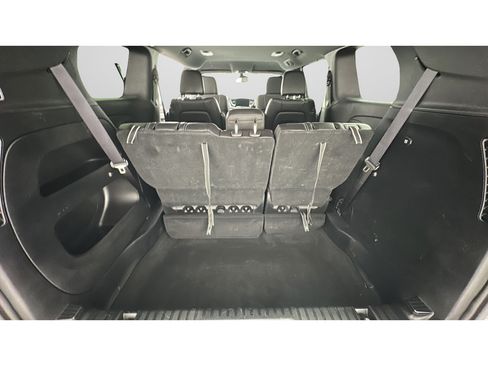 Used 2025 Chrysler Pacifica Select FWD image 20