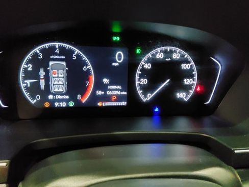 Used 2023 Honda Pilot Touring image 24