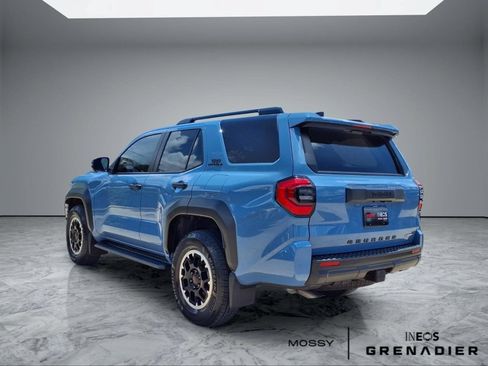 Used 2026 Toyota 4Runner TRD Off-Road Premium AWD/4WD image 2