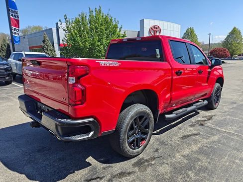 Used 2024 Chevrolet Silverado 1500 LT Trail Boss w/ Protection Package AWD/4WD image 4