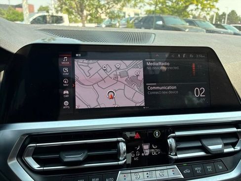 Used 2019 BMW 330i xDrive Sedan w/ Premium Package AWD/4WD image 24