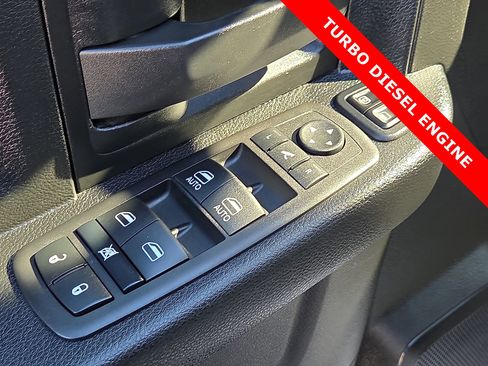 Used 2024 RAM 3500 Tradesman w/ Chrome Appearance Group image 13