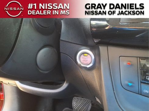 Used 2018 Nissan Sentra SV FWD image 14