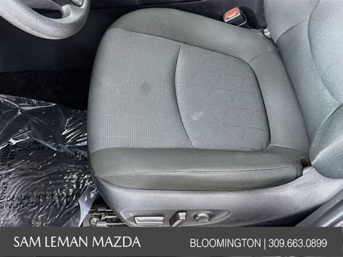 Used 2024 Toyota RAV4 XLE AWD/4WD image 18
