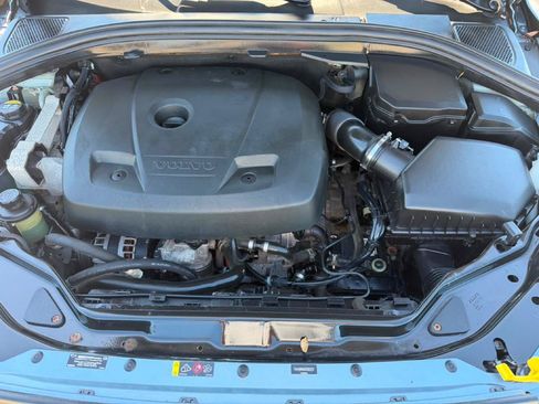 Used 2017 Volvo XC60 T5 Inscription w/ Advanced Package AWD/4WD image 33