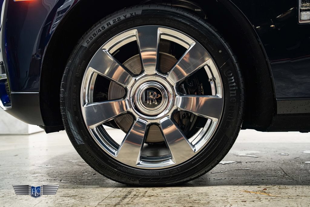 Used 2023 Rolls-Royce Cullinan w/ Cullinan Package AWD/4WD image 17