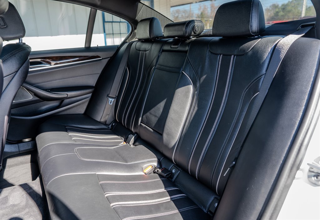 Used 2017 BMW 540i RWD image 30