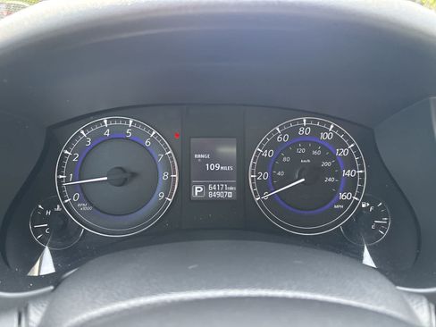 Used 2017 INFINITI QX50 AWD w/ Premium Plus Package image 11