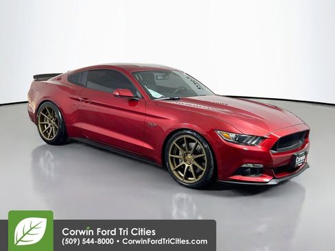 Used 2017 Ford Mustang GT w/ Interior & Wheel Package RWD image 1