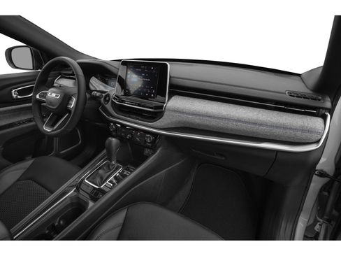 New 2026 Jeep Compass Latitude image 9