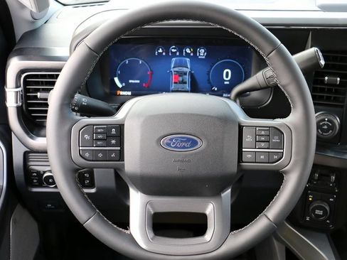 New 2026 Ford F250 Lariat w/ Black Appearance Package AWD/4WD image 29