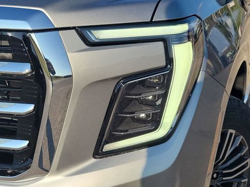 New 2026 GMC Yukon XL Elevation image 16