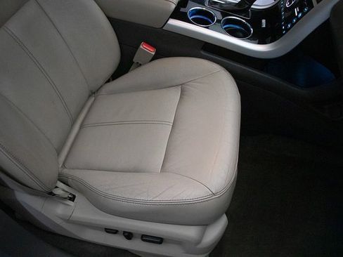 Used 2013 Ford Edge Limited image 17