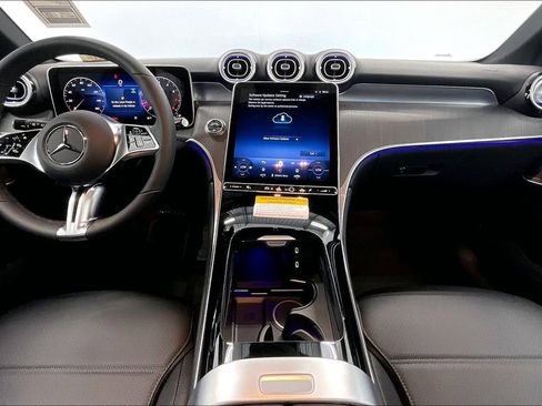 New 2026 Mercedes-Benz GLC 300 image 5