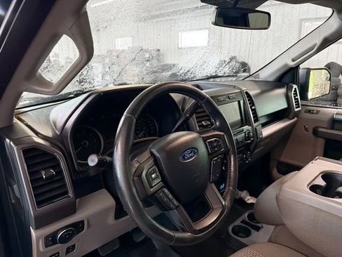Used 2018 Ford F150 XLT w/ Equipment Group 302A Luxury AWD/4WD image 8