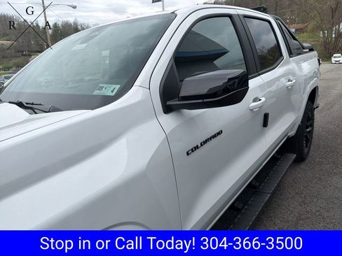 New 2026 Chevrolet Colorado Z71 w/ Midnight Edition AWD/4WD image 14