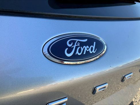 Certified 2022 Ford Escape S image 27