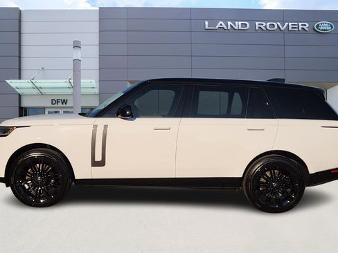New 2025 Land Rover Range Rover Long Wheelbase SE image 3