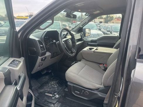 Used 2018 Ford F150 XLT w/ Equipment Group 302A Luxury AWD/4WD image 9