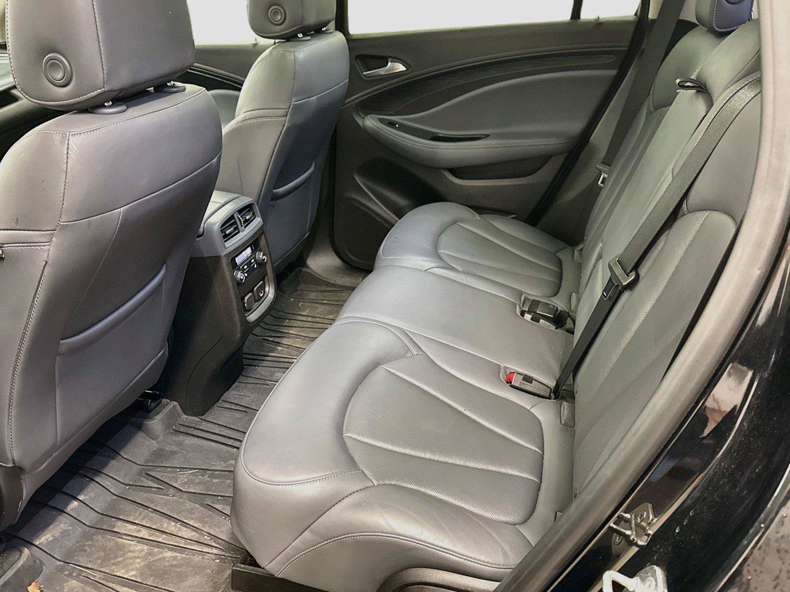 Used 2019 Buick Envision Essence AWD/4WD image 5