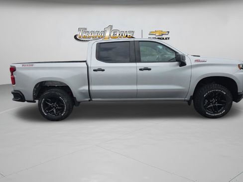 Used 2021 Chevrolet Silverado 1500 LT Trail Boss w/ Convenience Package II AWD/4WD image 9