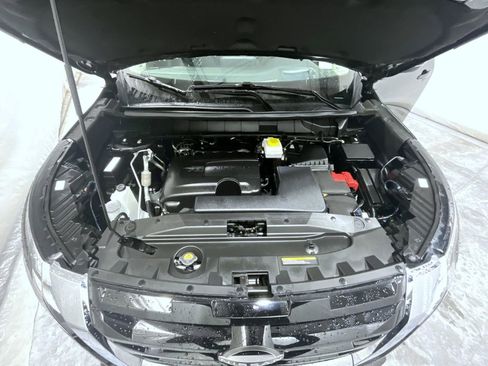 Used 2023 Nissan Pathfinder Platinum image 25