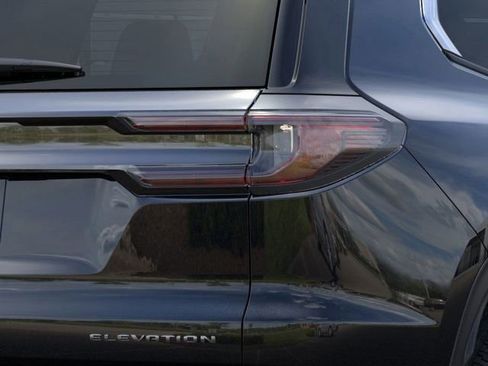 New 2026 GMC Acadia Elevation w/ Elevation Premium Package FWD image 11