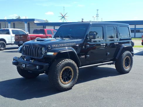 Used 2024 Jeep Wrangler Unlimited Rubicon 392 AWD/4WD image 1