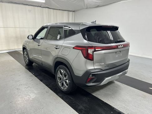 Certified 2024 Kia Seltos LX AWD/4WD image 7