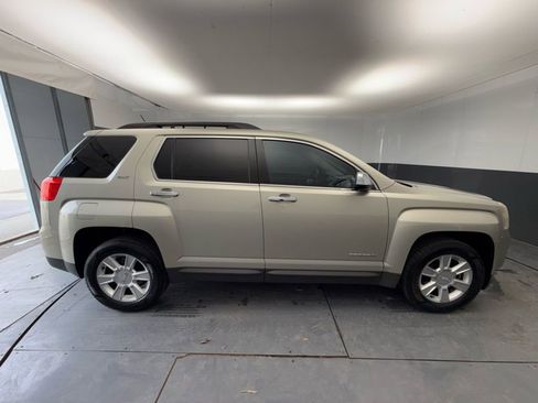 Used 2013 GMC Terrain SLT w/ LPO, Chrome Package image 13