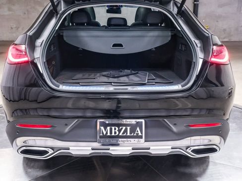 Used 2025 Mercedes-Benz GLC 300 4MATIC image 27