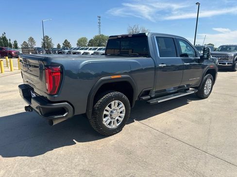 Certified 2020 GMC Sierra 3500 Denali w/ Denali Ultimate Package AWD/4WD image 37