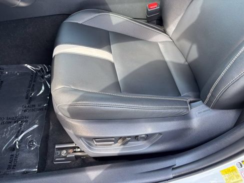 Used 2025 Toyota Camry SE w/ Convenience Package AWD/4WD image 20
