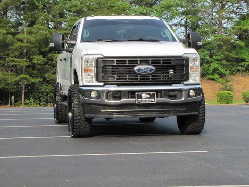 Used 2024 Ford F250 XL w/ XL Chrome Package AWD/4WD image 8