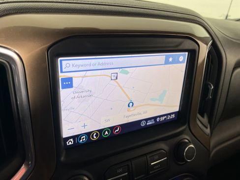 Used 2020 Chevrolet Silverado 1500 High Country w/ Technology Package image 28