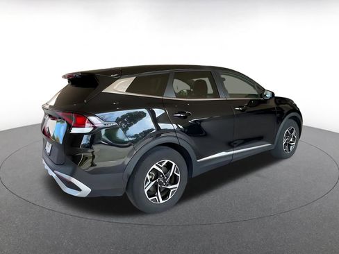 Used 2025 Kia Sportage LX image 15