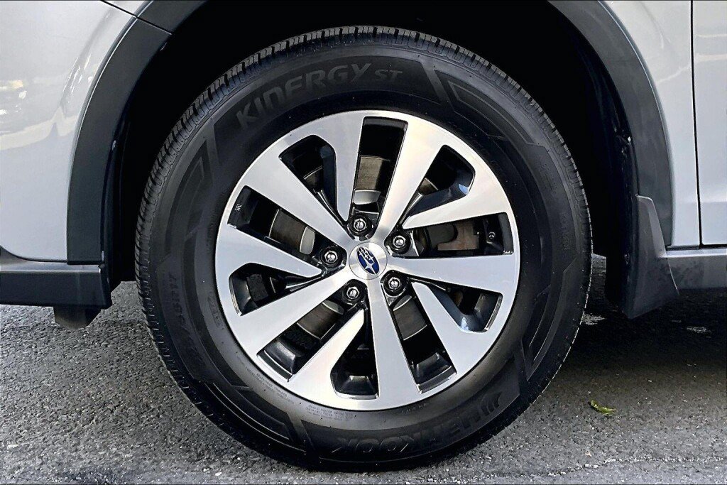 Used 2020 Subaru Outback Premium w/ Popular Package #1 AWD/4WD image 16