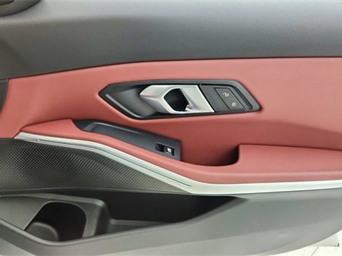 Used 2025 BMW 330i xDrive Sedan image 24