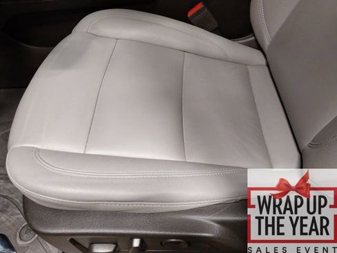 Used 2023 Chevrolet Tahoe Z71 w/ Z71 Off-Road Package image 3