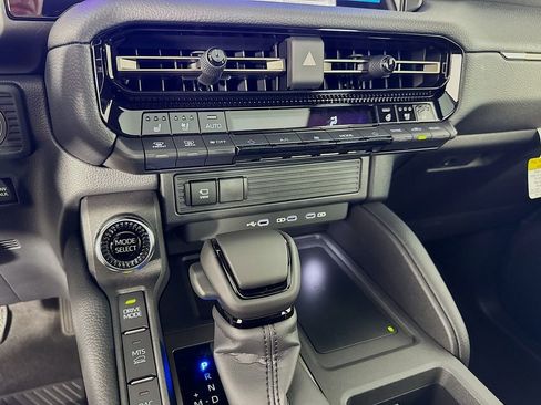 New 2026 Toyota Land Cruiser image 18